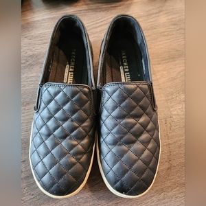 Sketches black faux leather sneakers women size 6